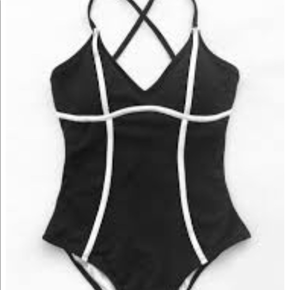 Cupshe Other - NWT Cupshe soul mates solid one piece suit